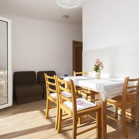 Apartmán Grebastica 13978b
